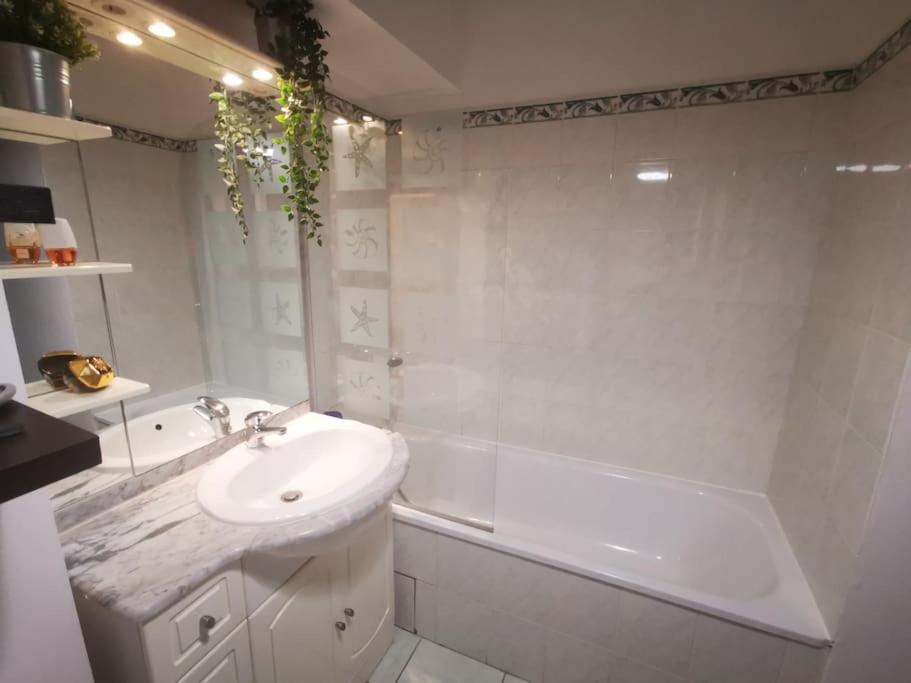 טורסי Appartement Chaleureux Proche Disney 44M2 Pour 4 Pers Classe 3 Etoiles מראה חיצוני תמונה